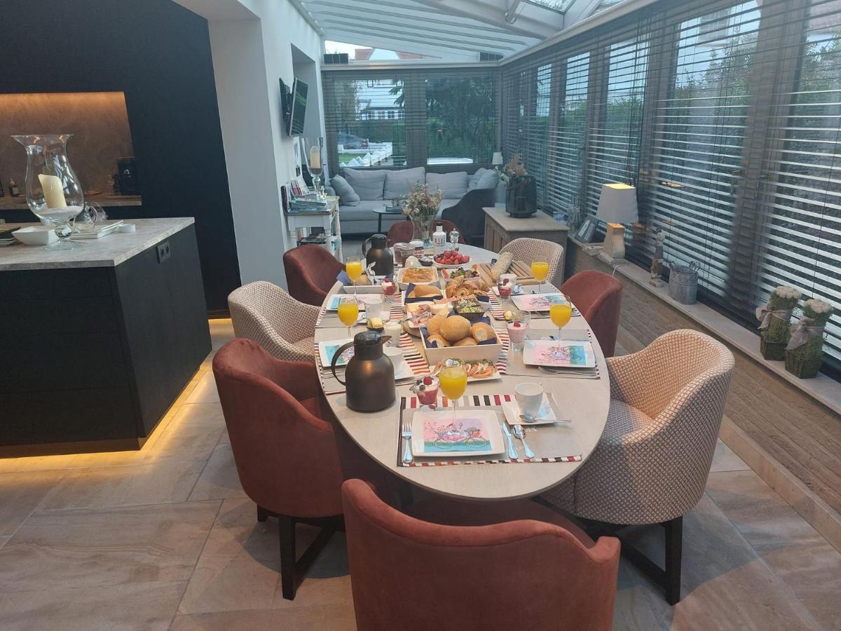 Duinbergen Nieuw App Met Tuin En Terras, Gratis Parking, Aan Zee, Vlakbij Brugge 아파트 외부 사진